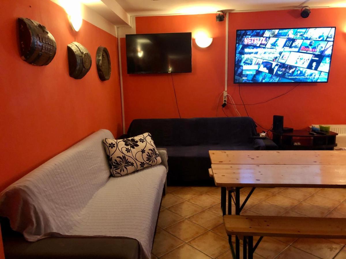 Whole Basement Former Pub3 For Bachelor / Bachelorette Party Budapest Exterior foto